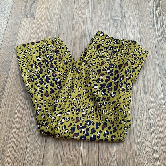 7th Avenue Women’s Cheetah Capri Slacks - Size 6 - Picture 1 of 5